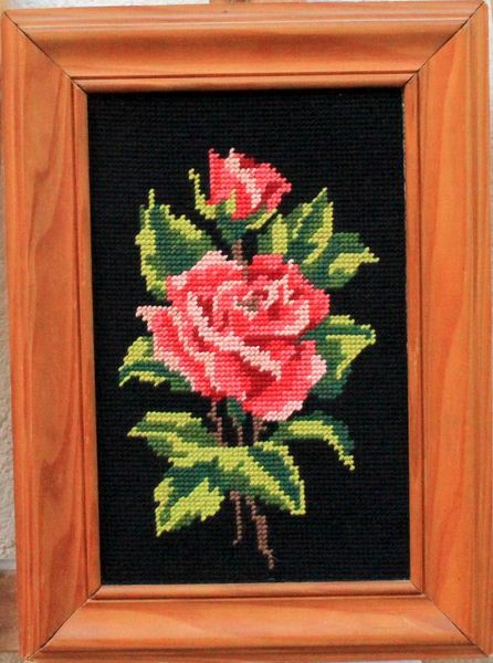 ANCIEN CADRE TAPISSERIE BOUQUET DE ROSES 20 Nice (06)