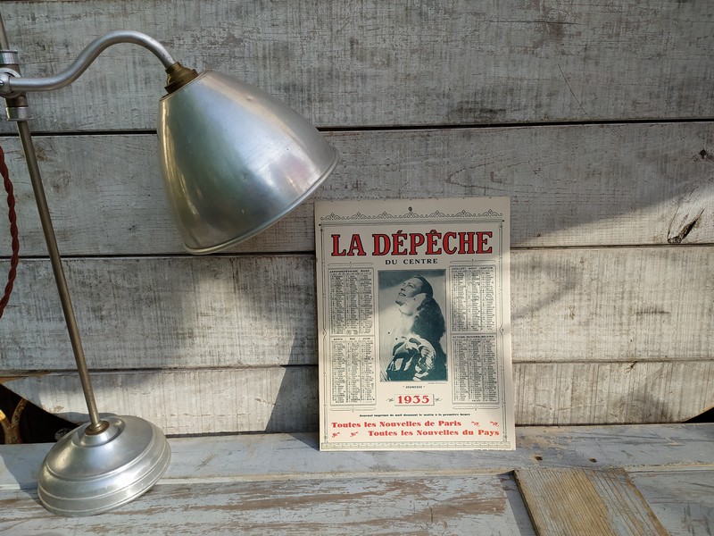 Ancien Calendrier La D�p�che du Centre 1935
25 Loches (37)