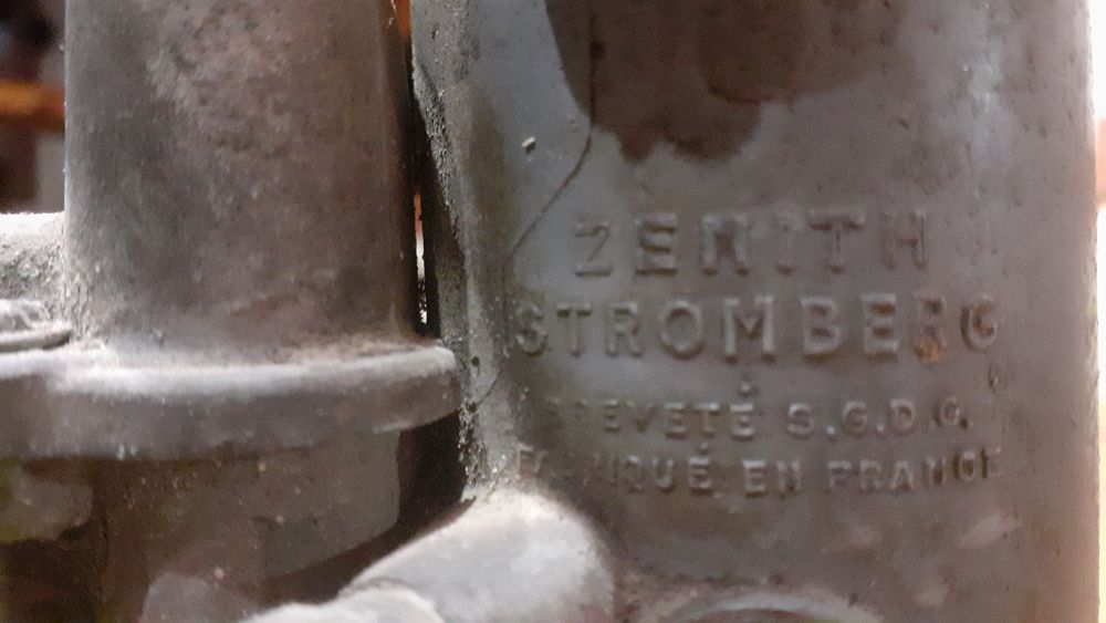 ancien carbu type EX22P 200 Olonzac (34)