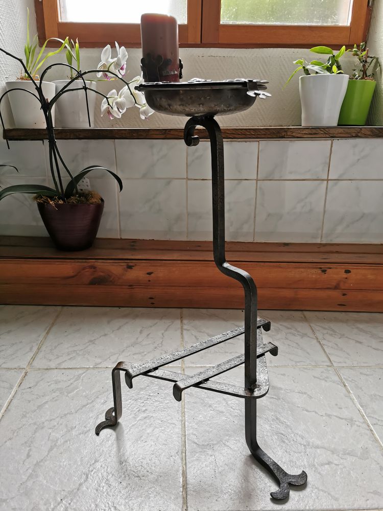 Ancien cendrier fer forg� 60 Charleville (51)
