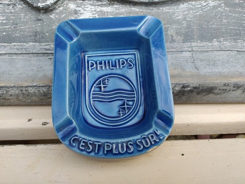 Ancien Cendrier Publicitaire en Fa�ence Philips 25 Loches (37)