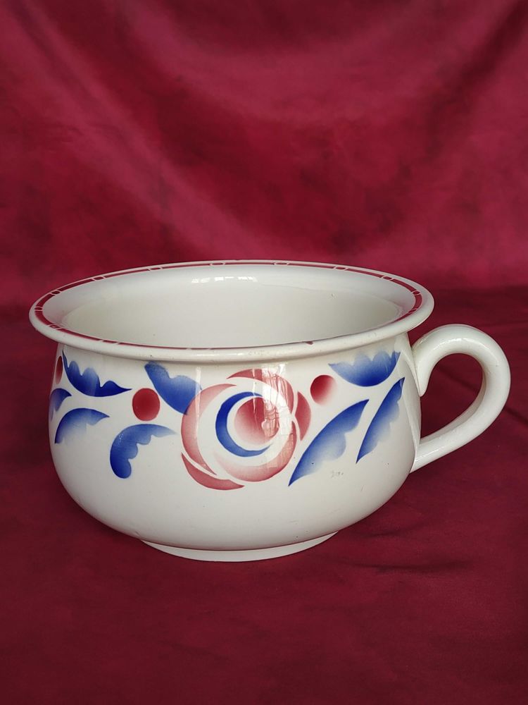 Ancien pot de chambre en fa�ence (n�12) 13 Avermes (03)
