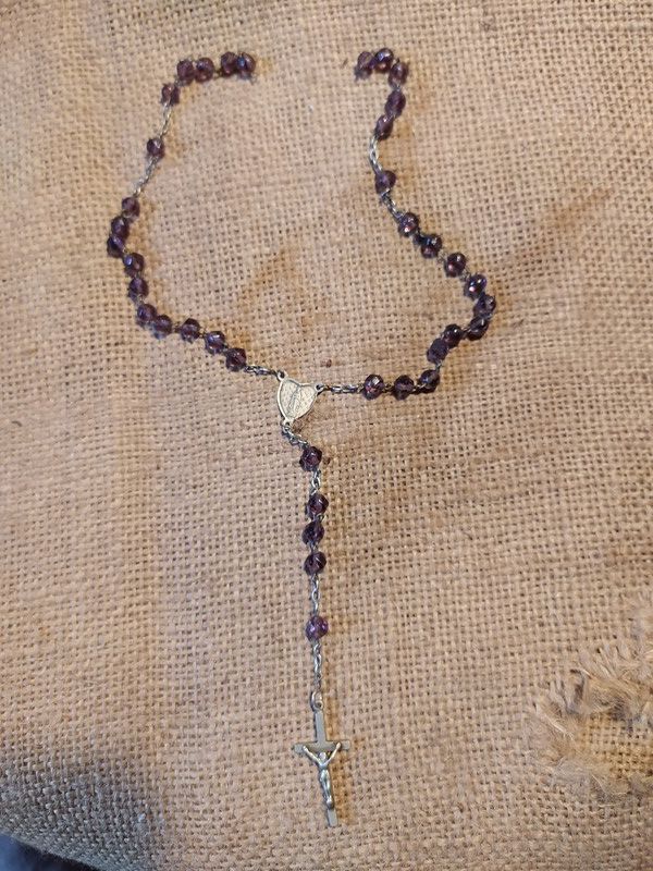 Ancien Chapelet Verre Couleur Am�thyste M�daille Lourdes 20 Loches (37)
