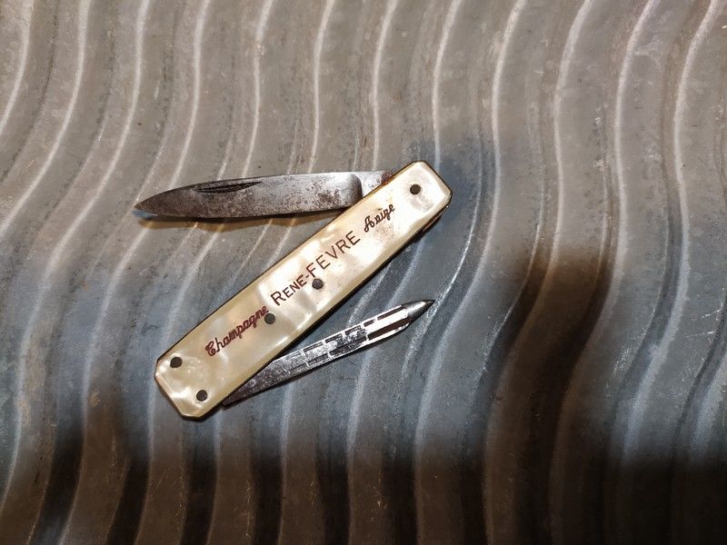 Ancien Couteau Publicitaire Champagne Ren� Fevre 35 Loches (37)