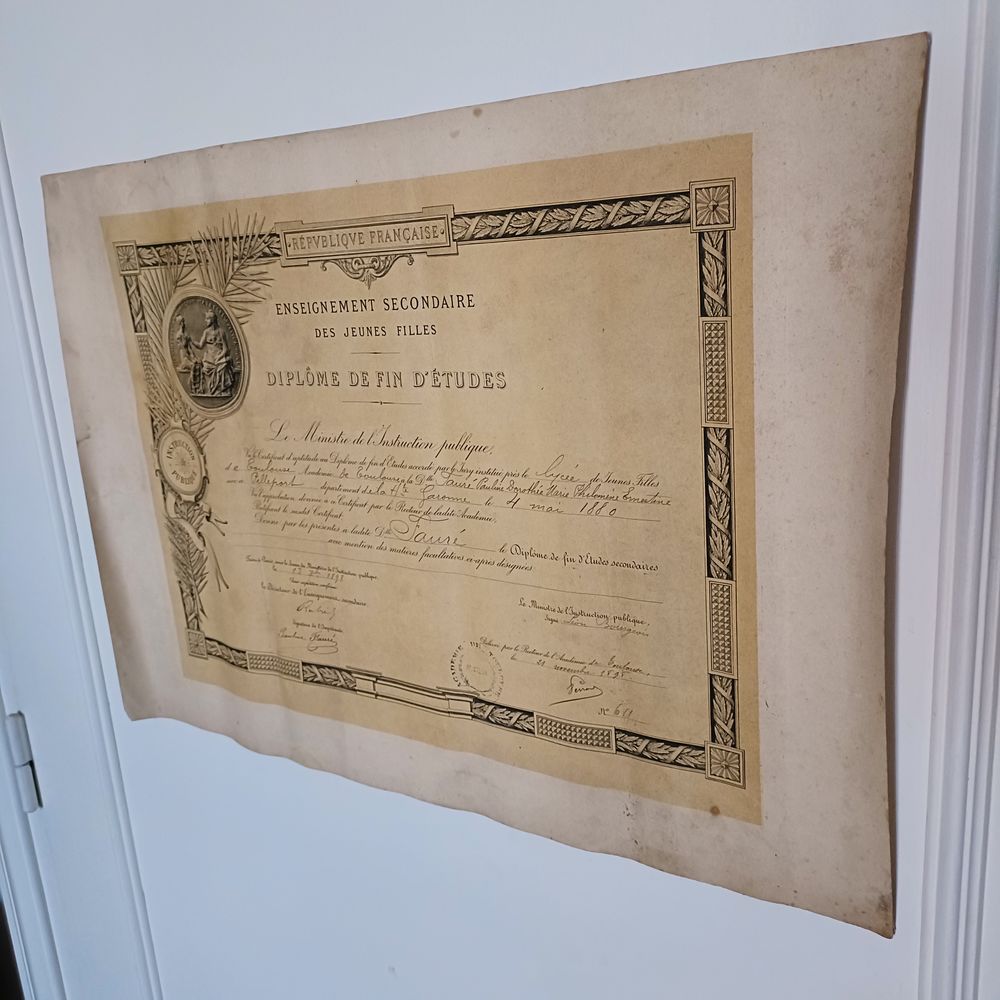 Ancien dipl�me de fin d'�tude enseignement des jeunes filles 10 Montauban (82)