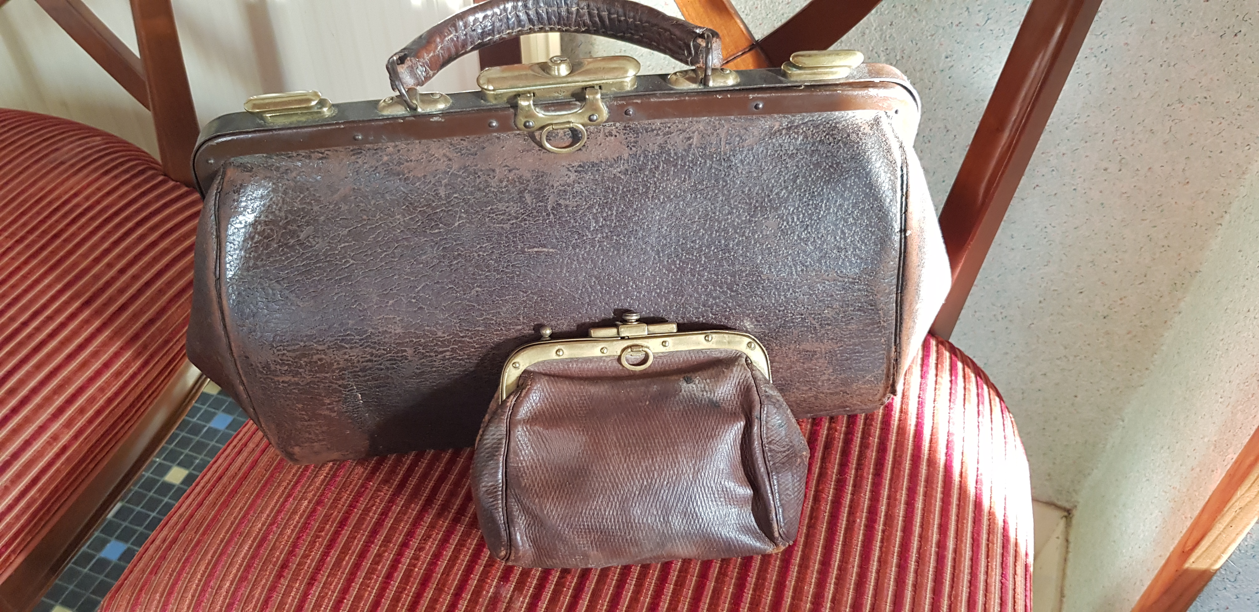 Ancien sac de Docteur avec sa bourse 58 Argueil (76)