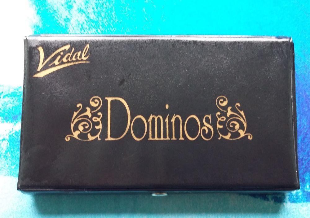 Ancien jeu de dominos Vidal 20 Limoges (87)