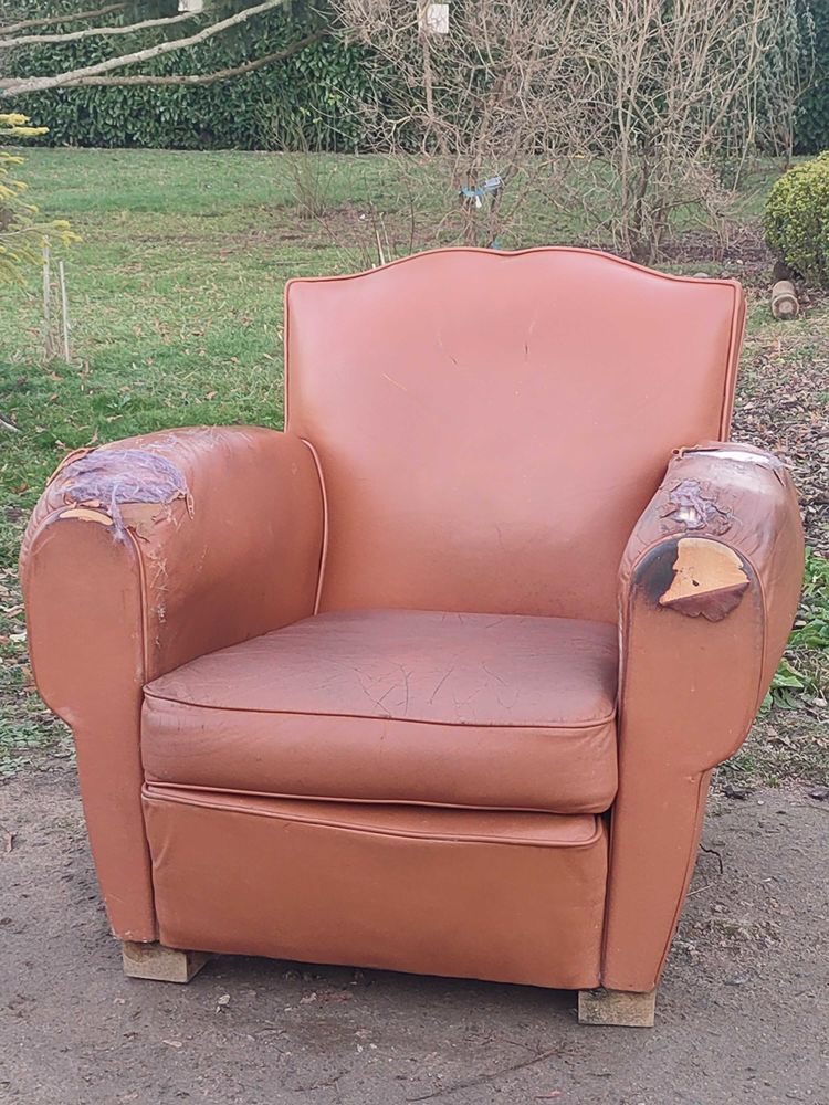 Ancien fauteuil club 70 Avermes (03)