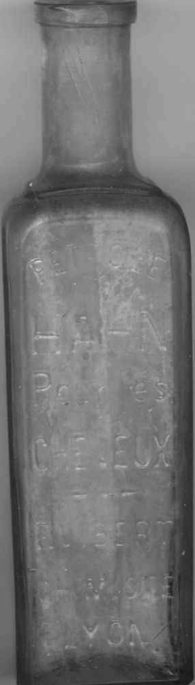 Ancien flacon en verre de P�trole Hahn 50 Houdemont (54)