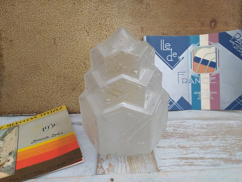 Ancien Globe Verre Art D�co Tiany  Building Skyscraper 90 Loches (37)