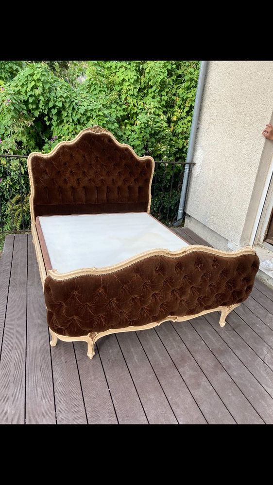 Lit ancien Louis XV ou XVI 200 P�zenas (34)