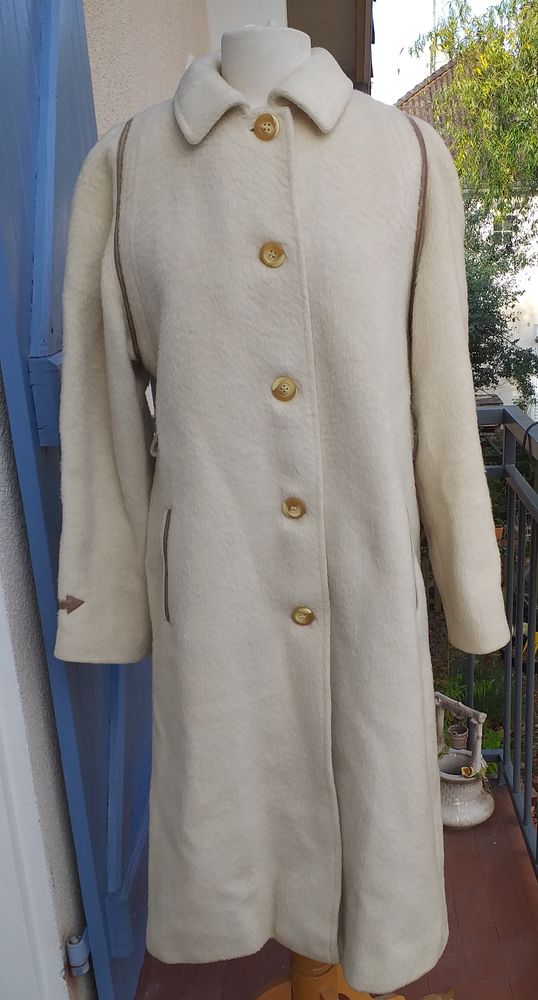 Ancien MANTEAU en laine ALPAGA, taille 46 25 Montauban (82)