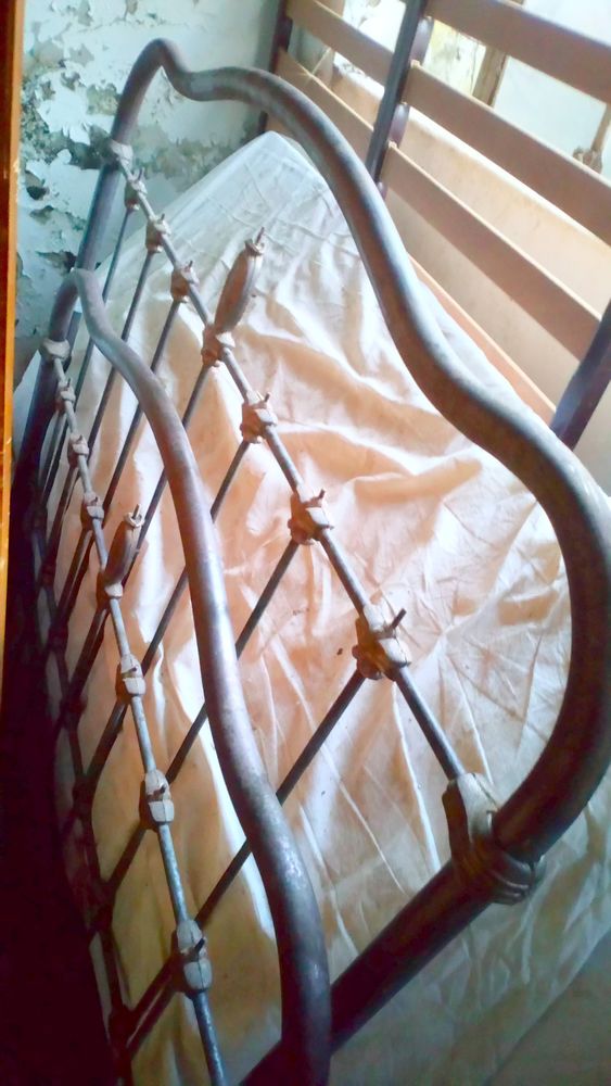 LIT ANCIEN EN METAL 70 Nogaro (32)