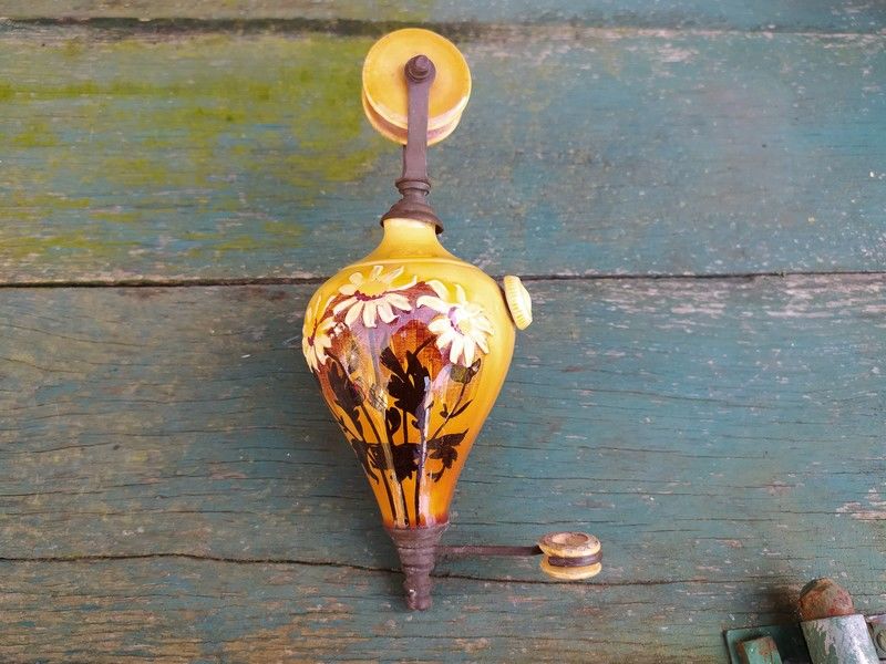 Ancien Monte et Baisse Fa�ence Ocre Laiton D�cor de Fleurs 59 Loches (37)