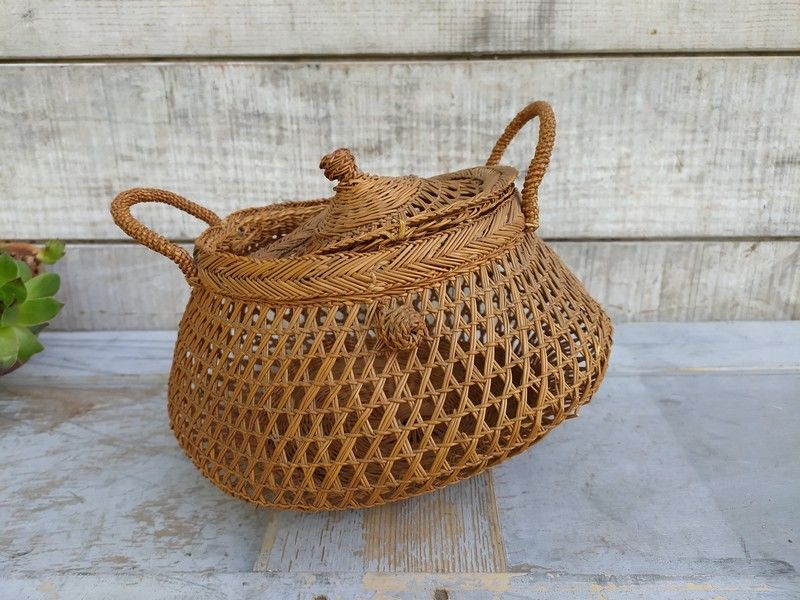 Ancien Panier Rond Osier ou Rotin Tress� 49 Loches (37)