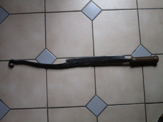 Ancien paroir de sabotier SIGNE C.T 25 Villepinte (93)