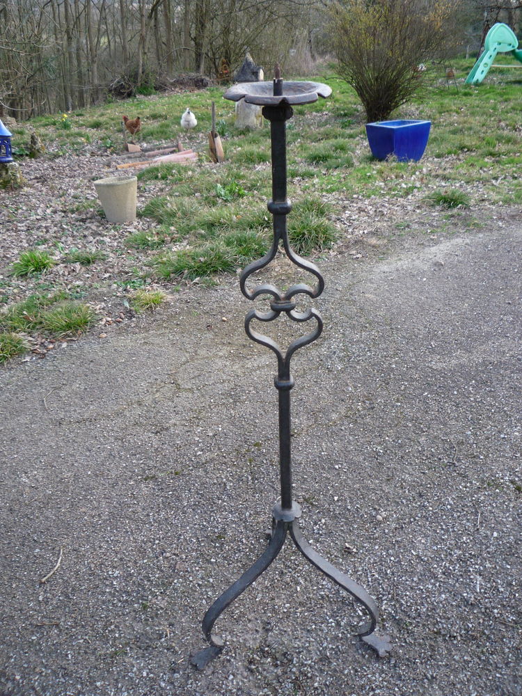 Ancien PIQUE CIERGE STYLE HAUTE �POQUE MEDIEVAL FER FORG� 285 Castres (81)