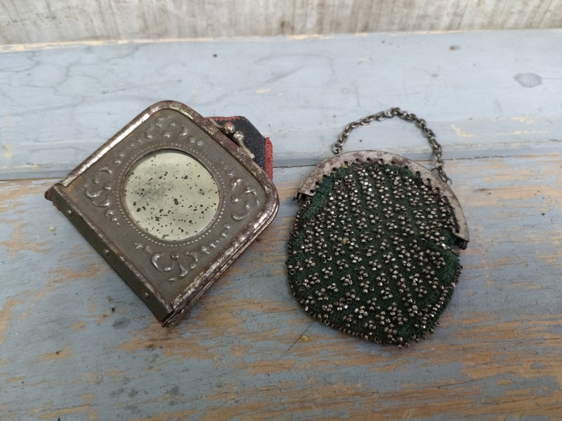 Lot Ancien Porte Monnaie Bourse Miroir Photo 29 Loches (37)