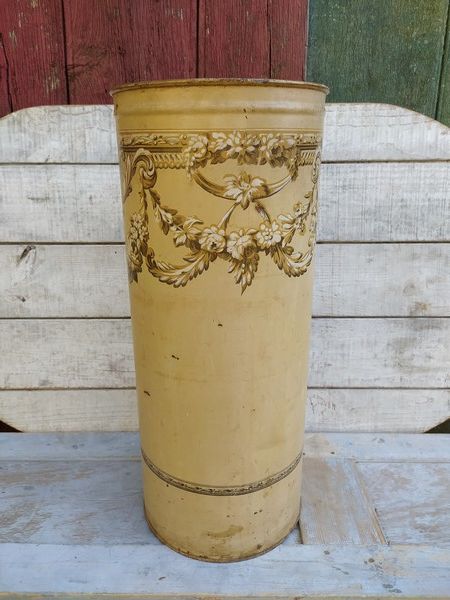 Ancien Porte Parapluie XIXe T�le Beige D�cor Renaissance 
110 Loches (37)