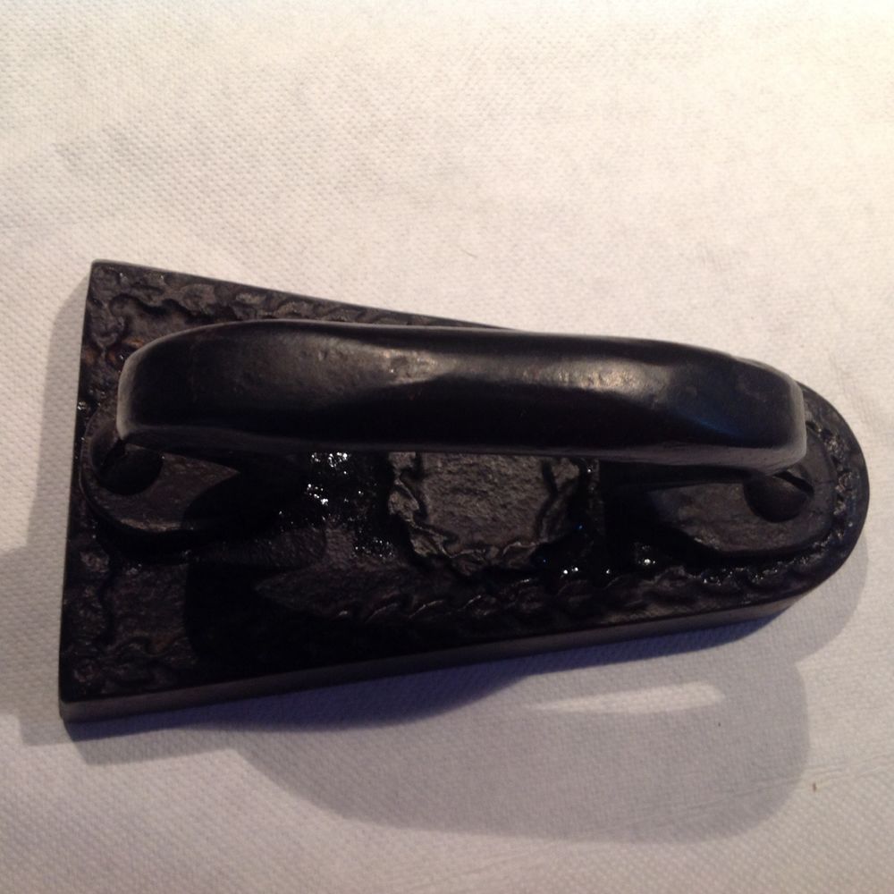 Ancien fer �   repasser bon �tat . 5 Bollwiller (68)