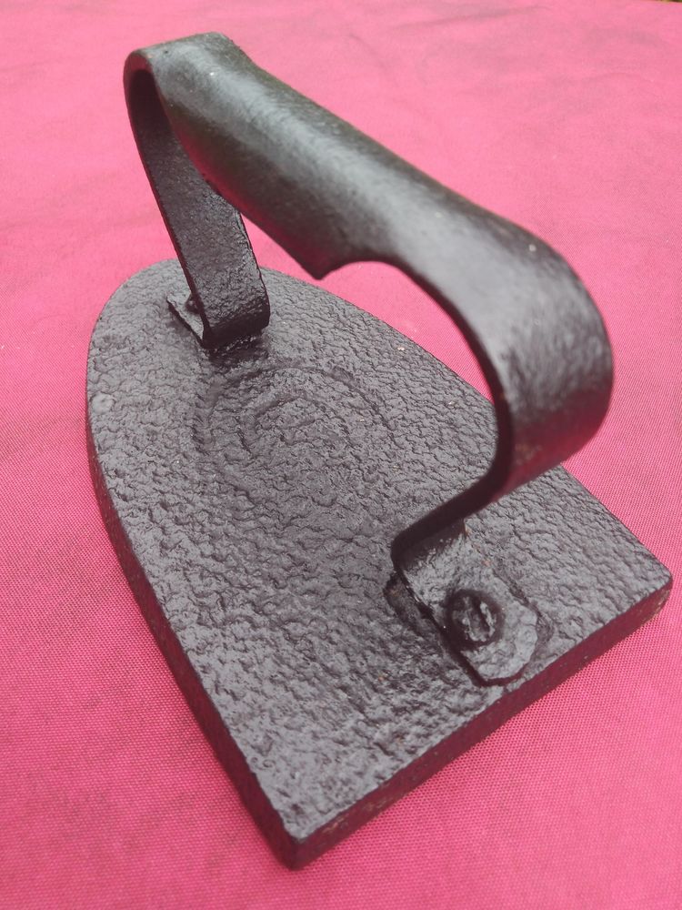 Ancien fer � repasser longueur 15 cm (10) 3 Avermes (03)