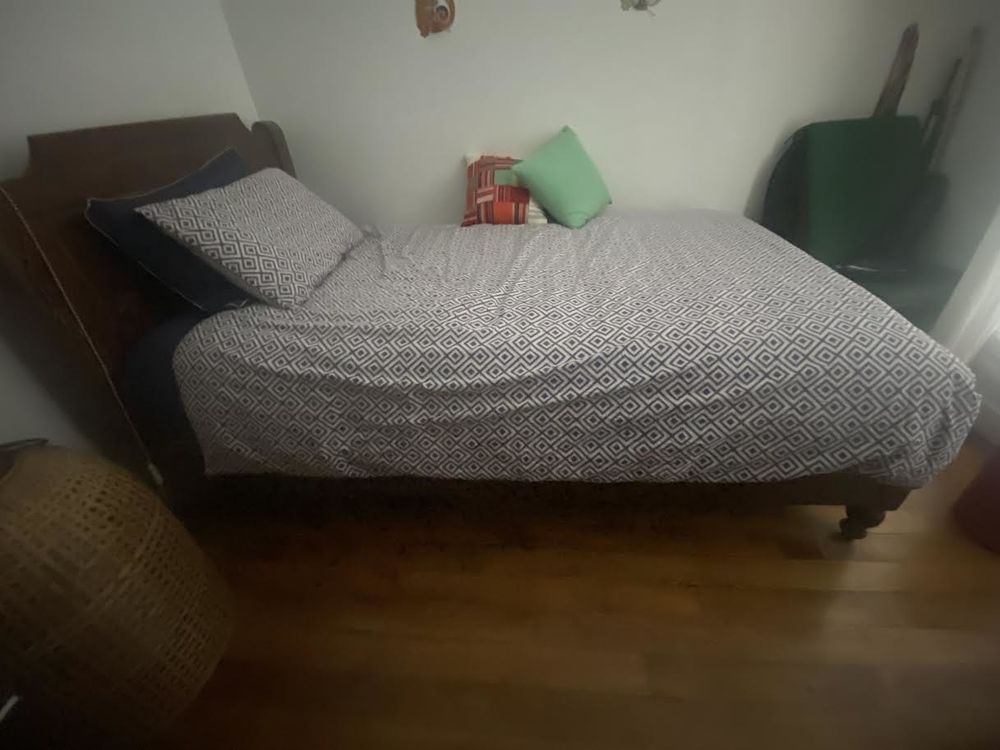 Lit ancien 150 Paris 17 (75)