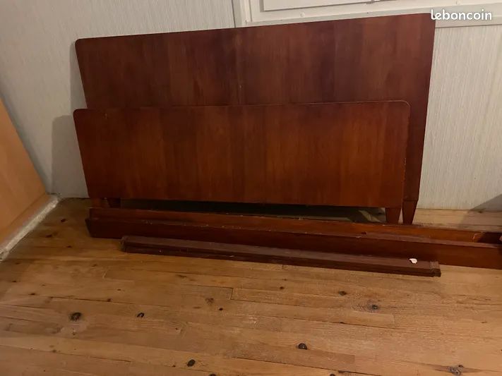 Lit ancien 50 Valr�as (84)