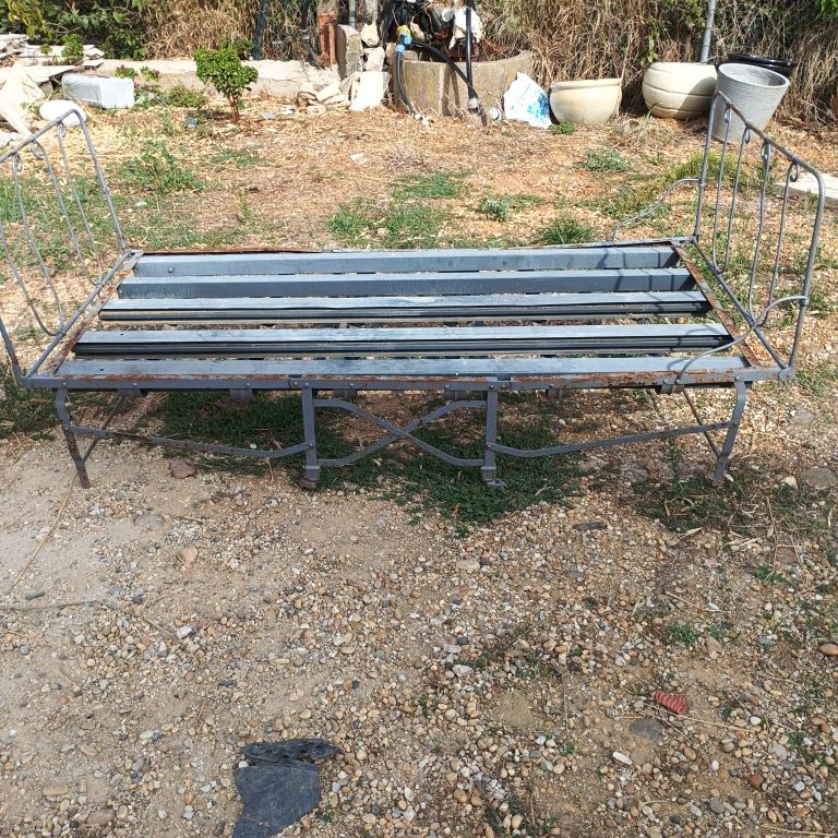 lit ancien 70 Rodilhan (30)