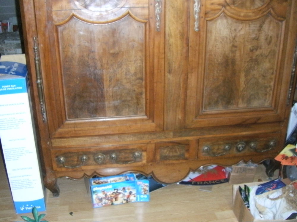 Achetez Ancienne Armoire Occasion Annonce Vente A Florange 57 Wb160018971