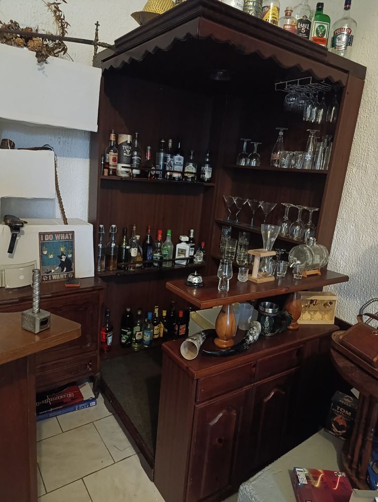 Bar � l'ancienne avec 2 tabourets 1500 Lonny (08)