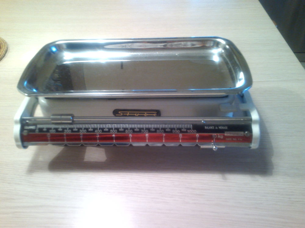 ancienne balance de m�nage 0 Pradelles-en-Val (11)