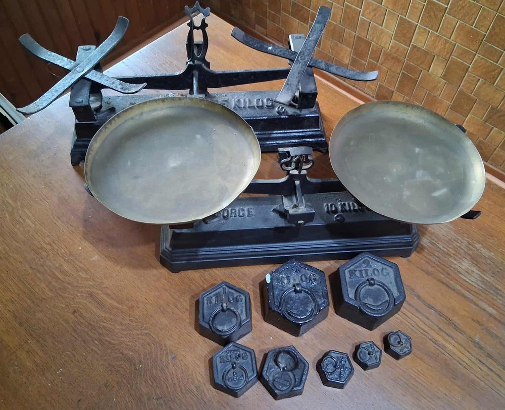 ANCIENNE BALANCES 40 Thaon-les-Vosges (88)