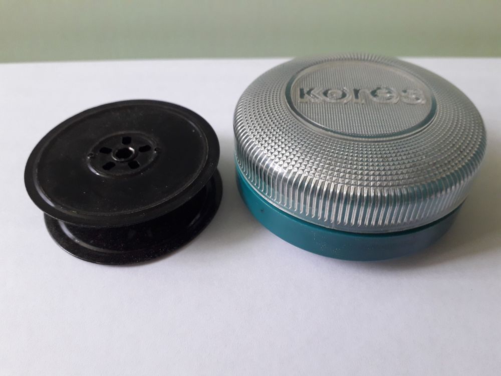 Ancienne boite et bobine Kor�s 10 Limoges (87)