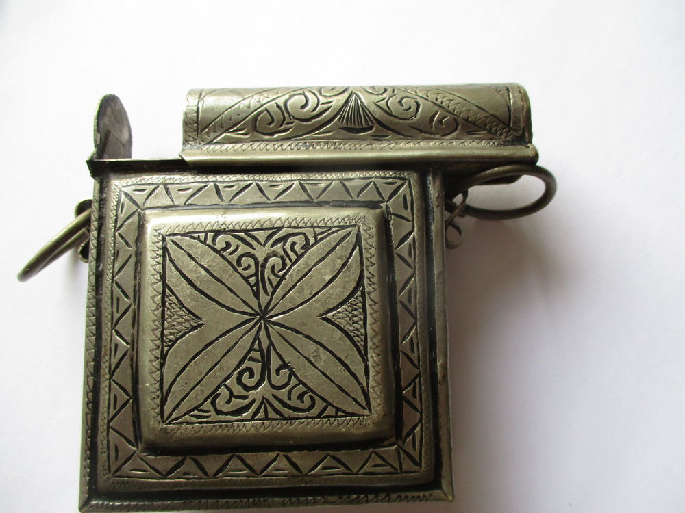 Ancienne boite � priser 20 Boutigny-sur-Essonne (91)