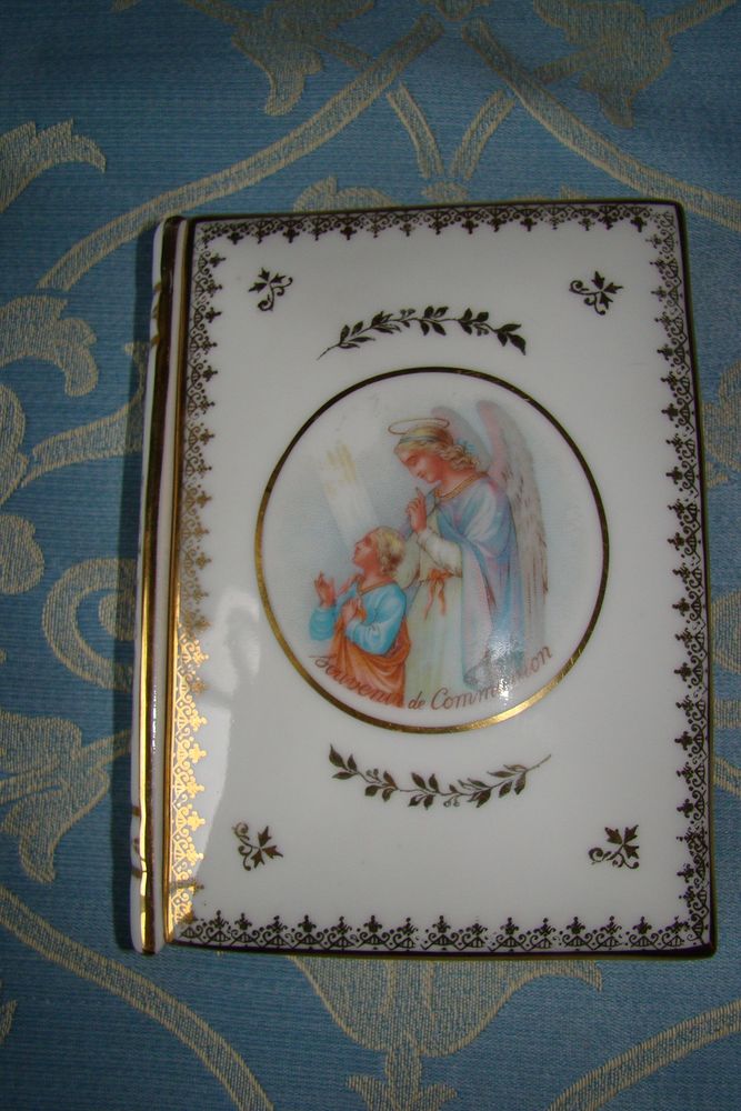 Ancienne bonbonni�re de communion Limoges Chalais 1950 30 Gargenville (78)