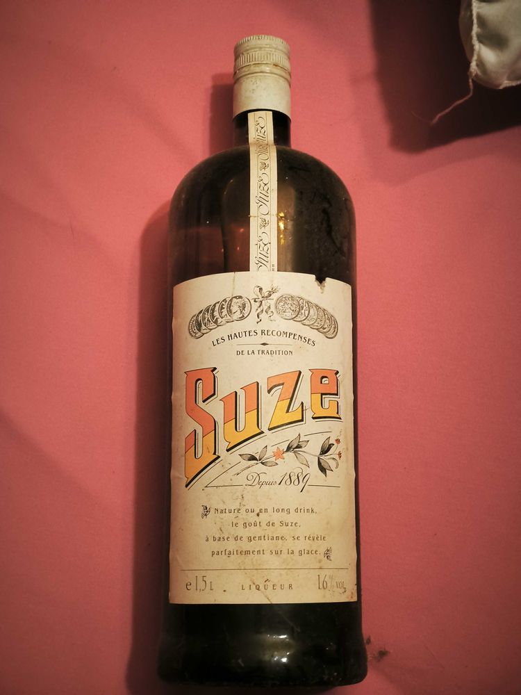 ancienne bouteille de suze 40 Villemomble (93)
