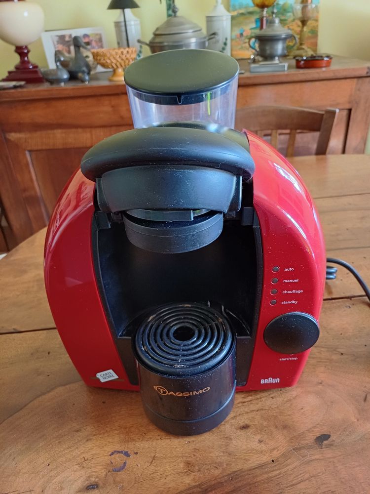 Ancienne cafeti�re Tassimo Braun 15 Uz�s (30)