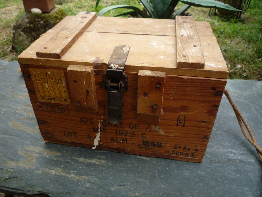 Ancienne caisse munitions en bois (LC)
45 Castres (81)