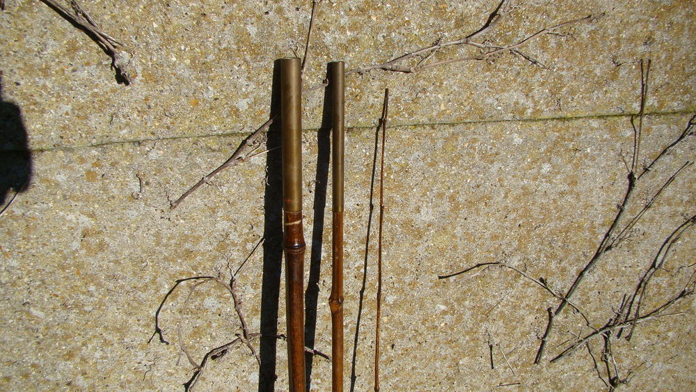 Ancienne canne � p�che en bambou (2,90 m) ann�es 1950 
40 Gargenville (78)