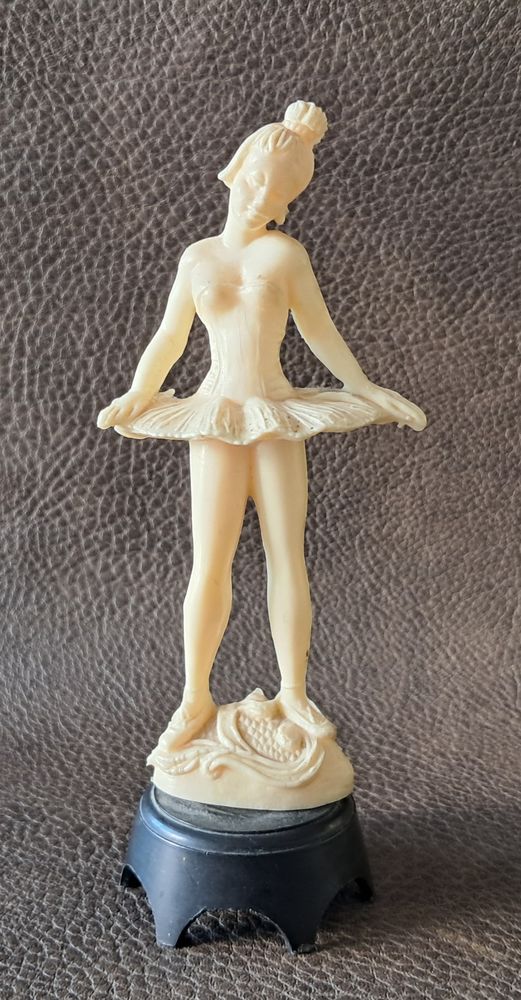 ancienne figurine vintage publicitaire danseuse caf� Maurice 5 Carnon Plage (34)