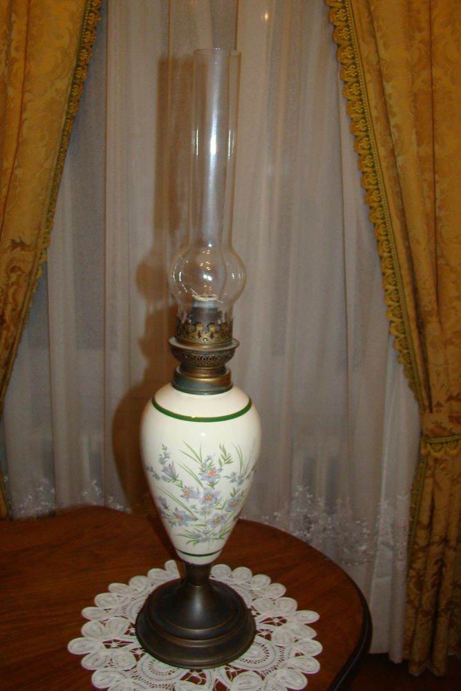 Ancienne grande lampe � p�trole 80 Gargenville (78)