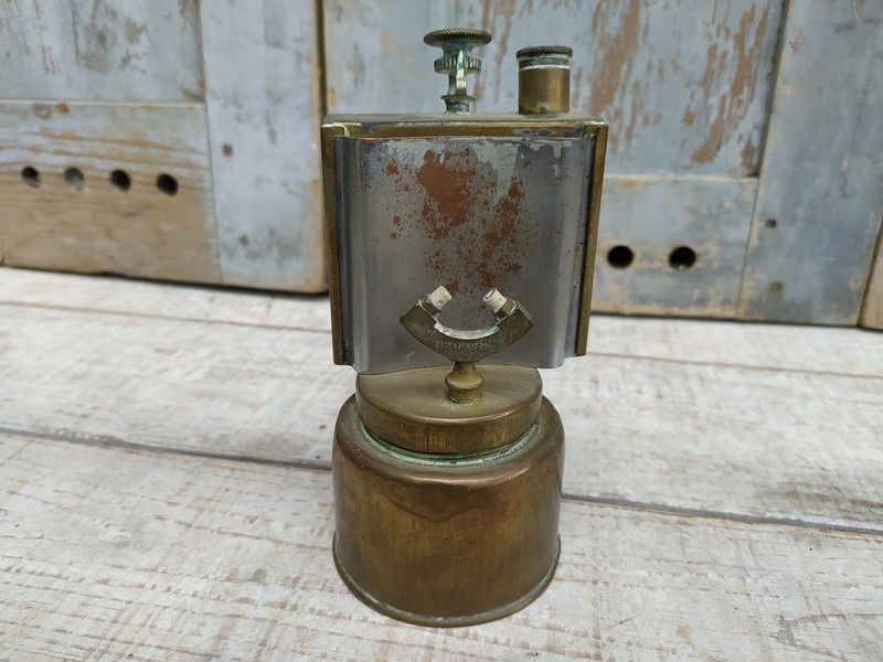 Ancienne lampe de vélo - France