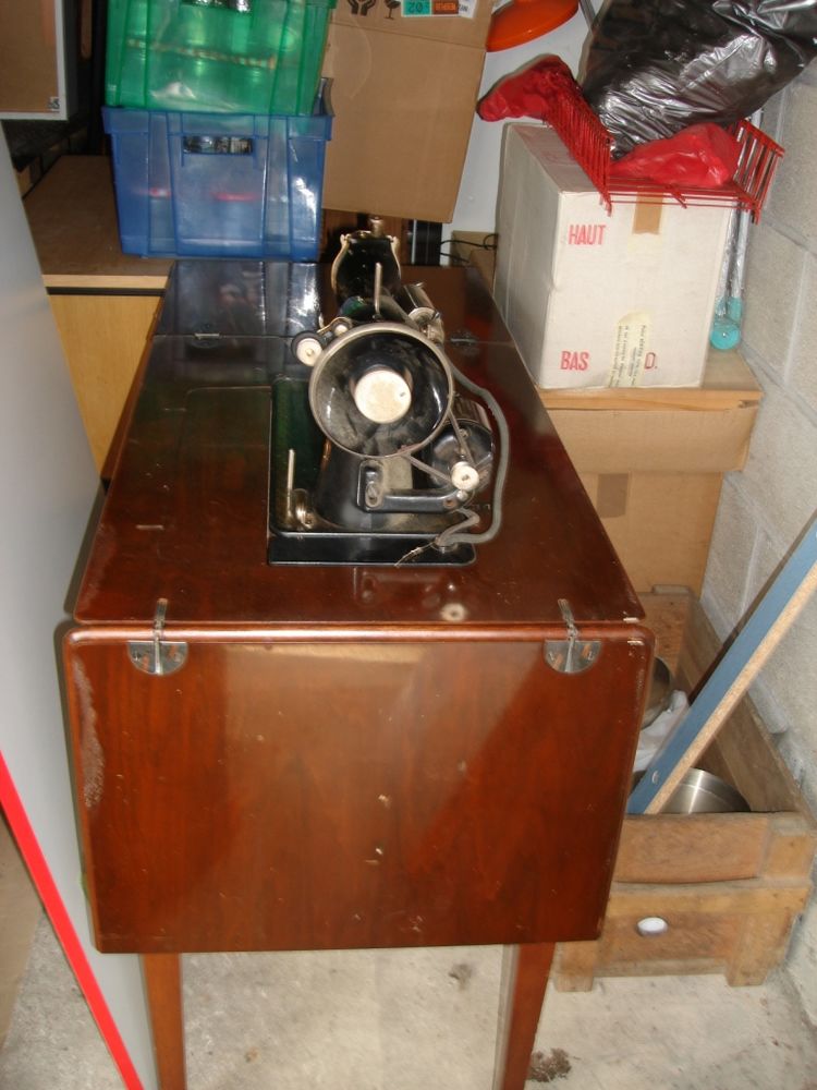 ancienne machine à coudre SINGER 200 Soissons (02)