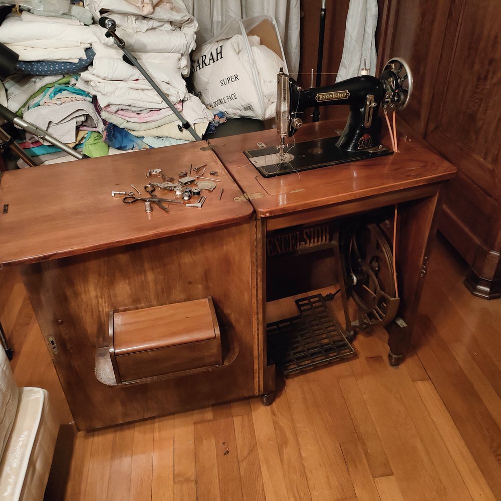 ancienne machine � coudre Excelsior 500 Terville (57)