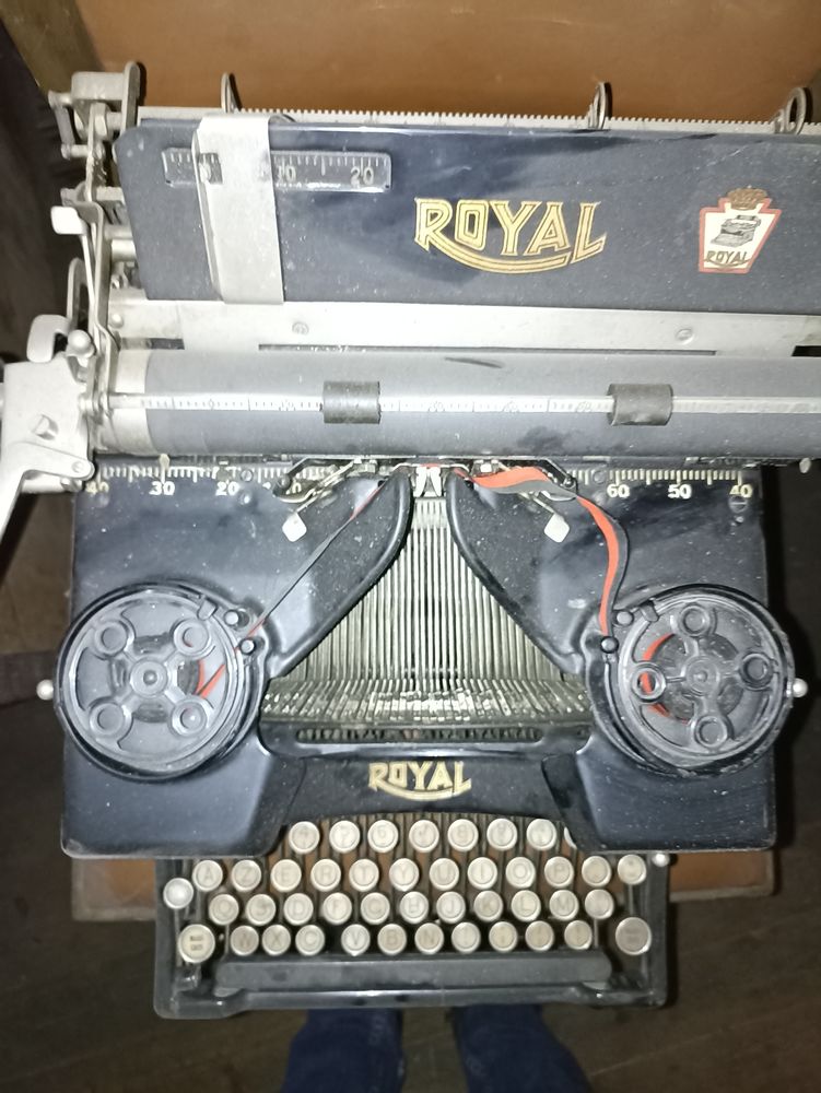 Ancienne machine a écrire 0 Belfort (90)