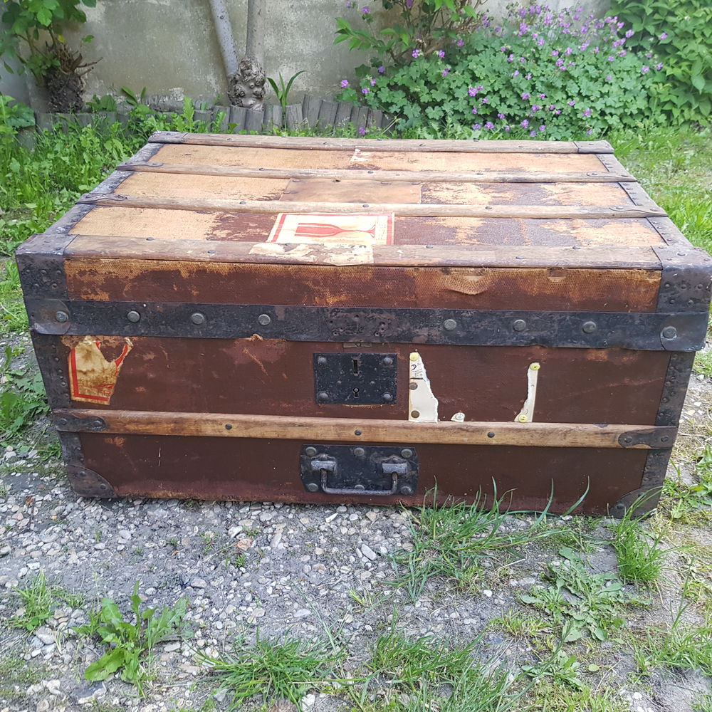 ancienne malle de voyage en bois ancien 52 Versailles (78)