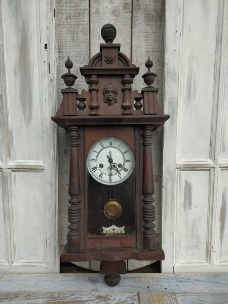 Ancienne Pendule XIX�me Style Renaissance Horloge
50 Loches (37)