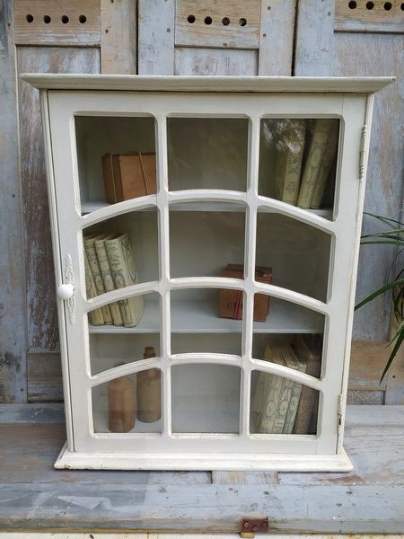 Ancienne Petite Armoire Vitrine Murale Porte Vitr�e
0 Loches (37)