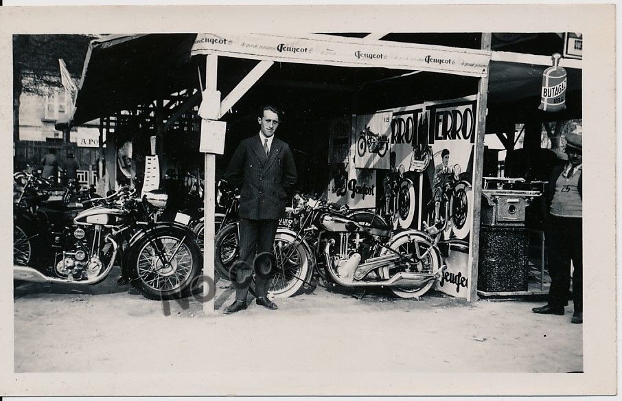 Ancienne Photographie Exposition Stand Motos Peugeot Terrot 0 Loches (37)