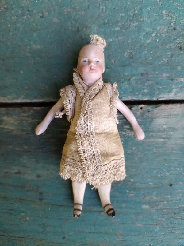 Ancienne Poup�e Miniature Biscuit Porcelaine Doll XIX�me 120 Loches (37)